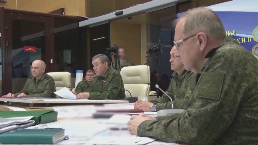 Putin dekoron Gerasimovin. Arkitekti i luftës në Ukrainë,