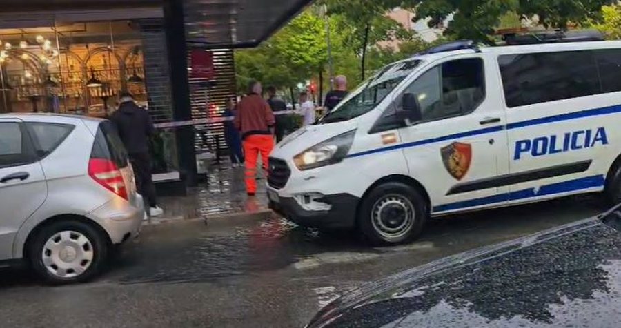 Ra në kontakt me energjinë elektrike, humb jetën një person