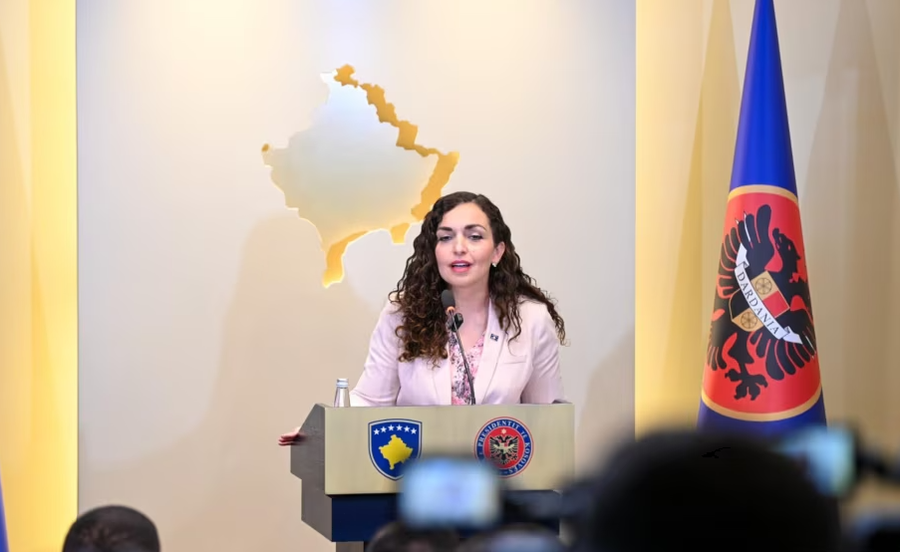 Analiza: A po bën presidentja Osmani kalkulime për një mandat
