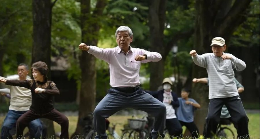 Japonia thyen rekord, 100 mijë njerëz mbi 100 vjeç