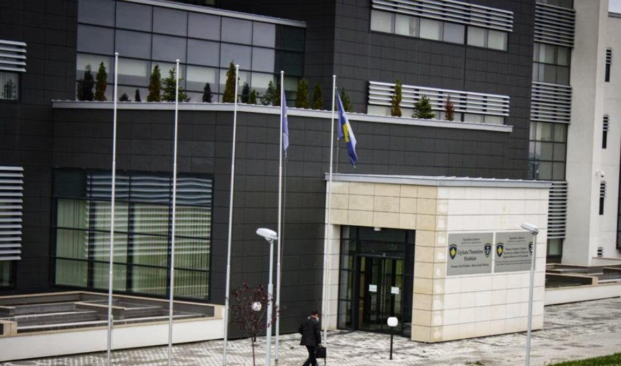 U arrestua për krime lufte më 1999, Gjykata në Prishtinë