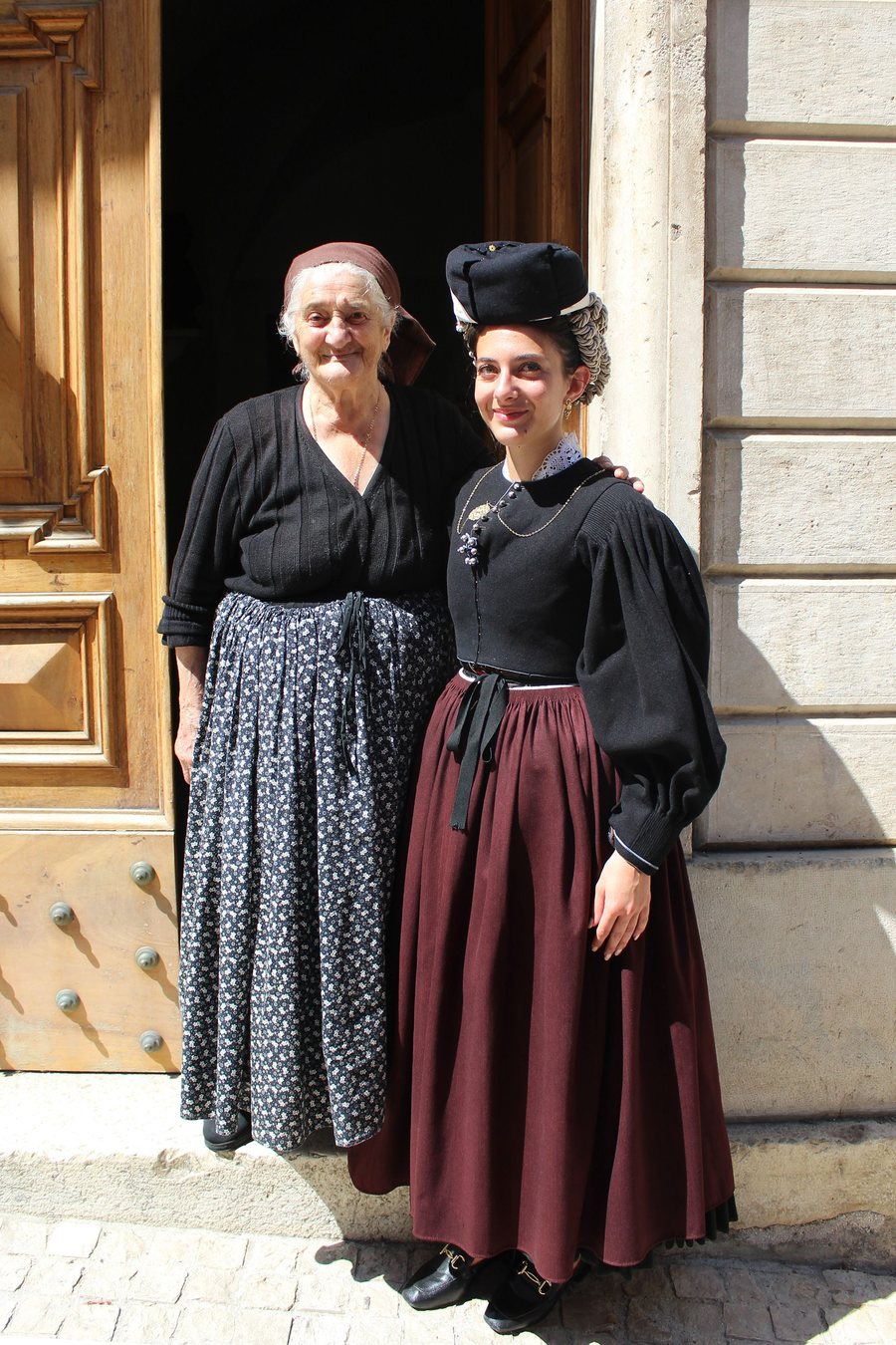 Njihuni me gjyshen 94-vjeçare italiane, e cila është kthyer