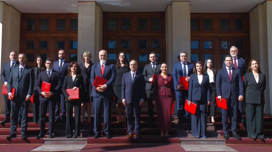 Betohet në Presidencë kabineti qeveritar “Rama 4”
