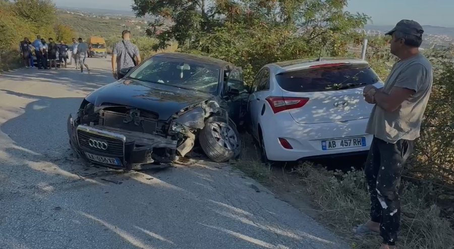 Aksident në aksin Fier–Cakran, përfshihen 3 automjete