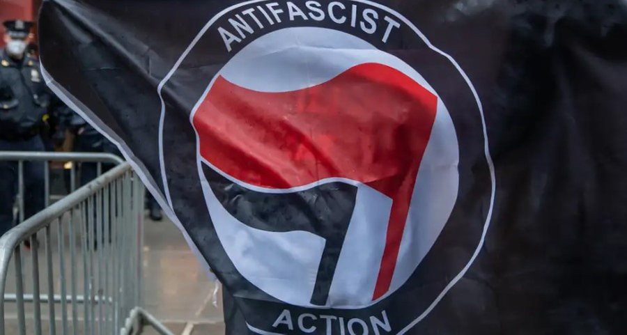 Armiku i deklaruar i Trump: çfarë është Antifa?