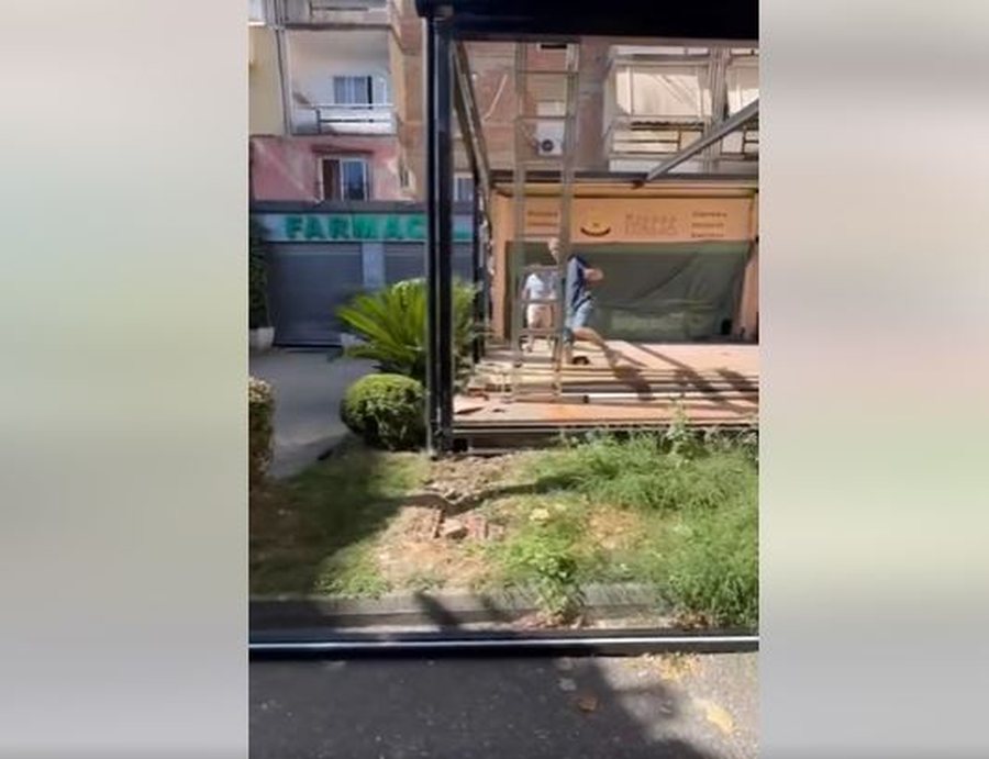 Rama ndan pamje nga aksioni për lirimin e hapësirave publike në