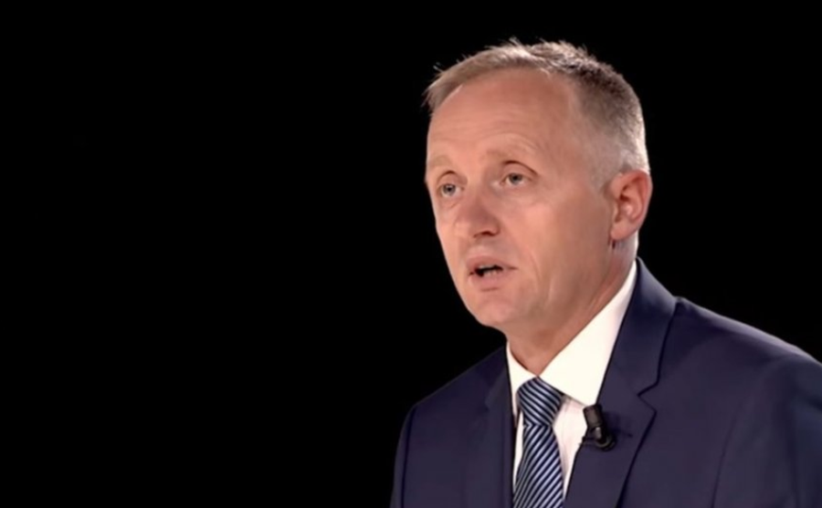 “Raport i ministres Diella: Mbi 7 problemet e Tiranës”