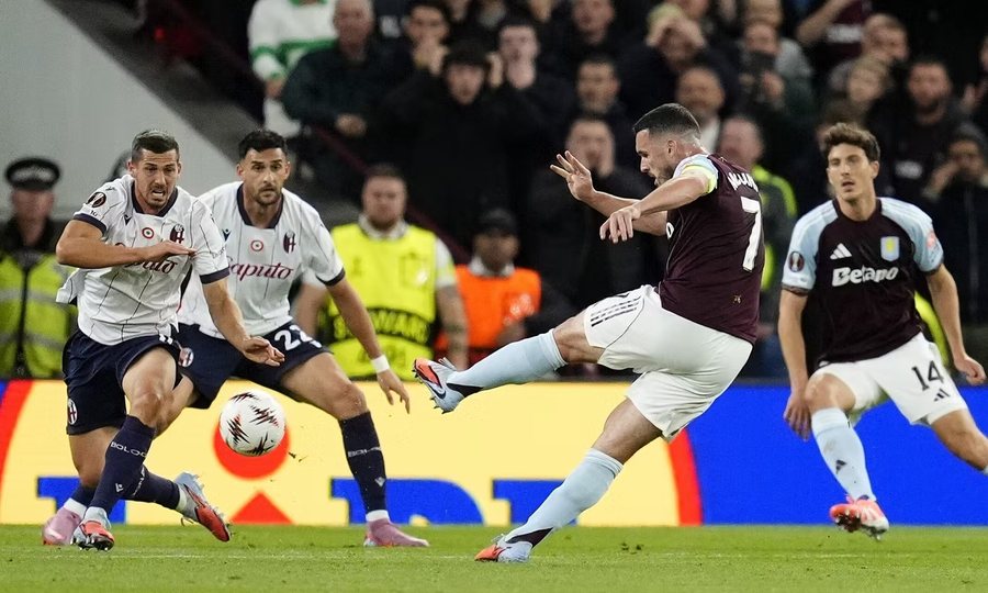 Europa League/ Aston Villa mposht Bolonjën, ekipet udhëtuese
