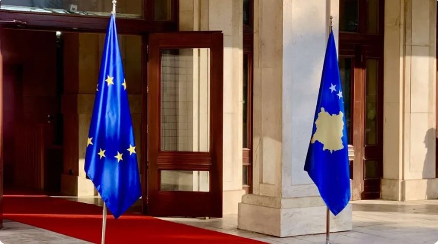 Pezullimi i fondeve nga BE i kushton Kosovës mbi 613 milionë euro