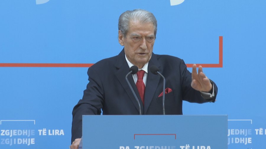 Kundërshtimi në Kushtetuese, Berisha: Veliaj nuk pranoi