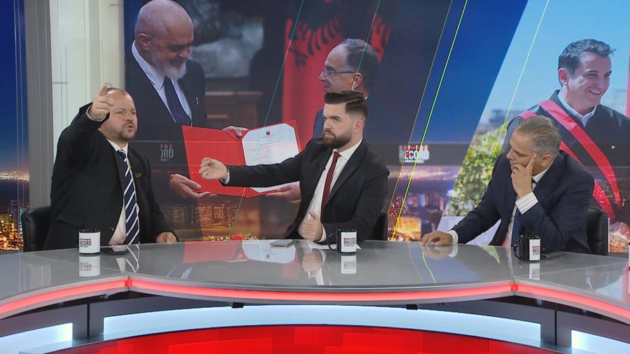 “Lufta brenda llojit është kudo”, Lefter Maliqi flet