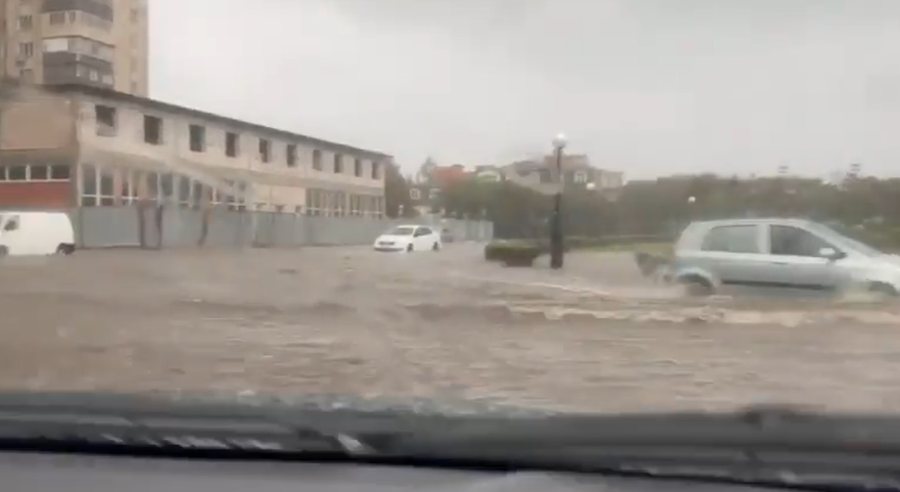 Nuk mjafton lufta, stuhia shkakton 9 viktima në Odesa