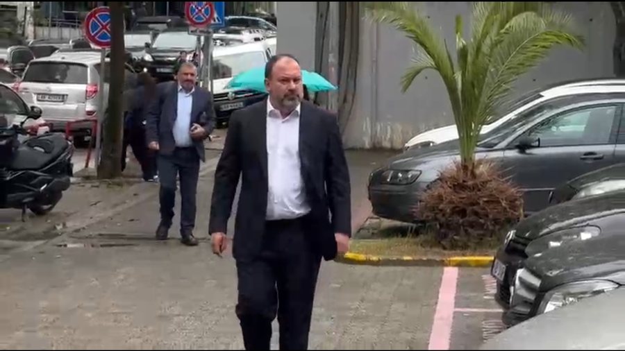Arbjan Mazniku dëshmon për dosjen 5D: Tushen dhe Qaton i kam pasur