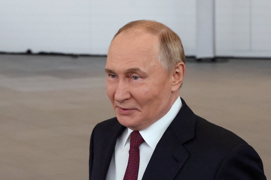 “Financial Times”: Rusia modifikon raketat dhe e vë në
