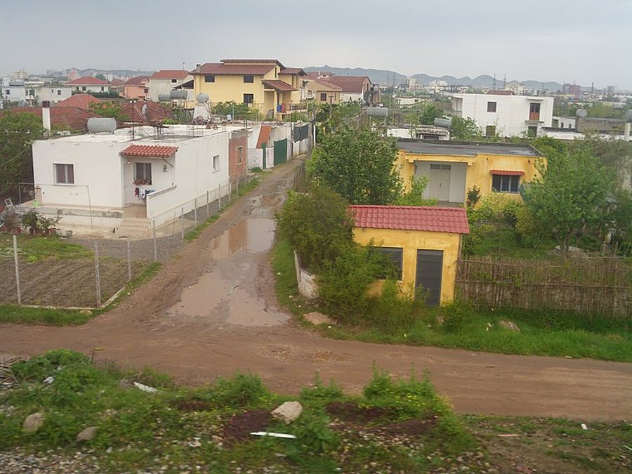 Zjarr në një banesë në Shënavlash, humb jetën