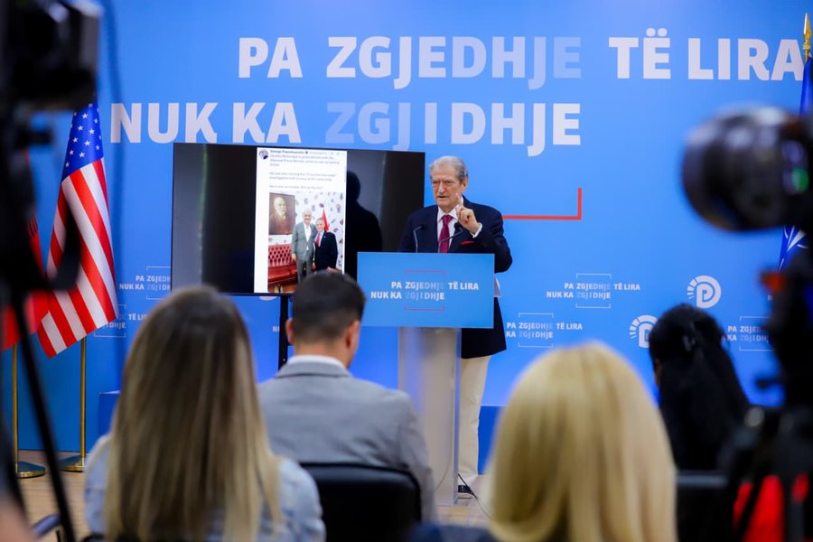 “Presidenti është një skllav i krimit”, Berisha: Nuk