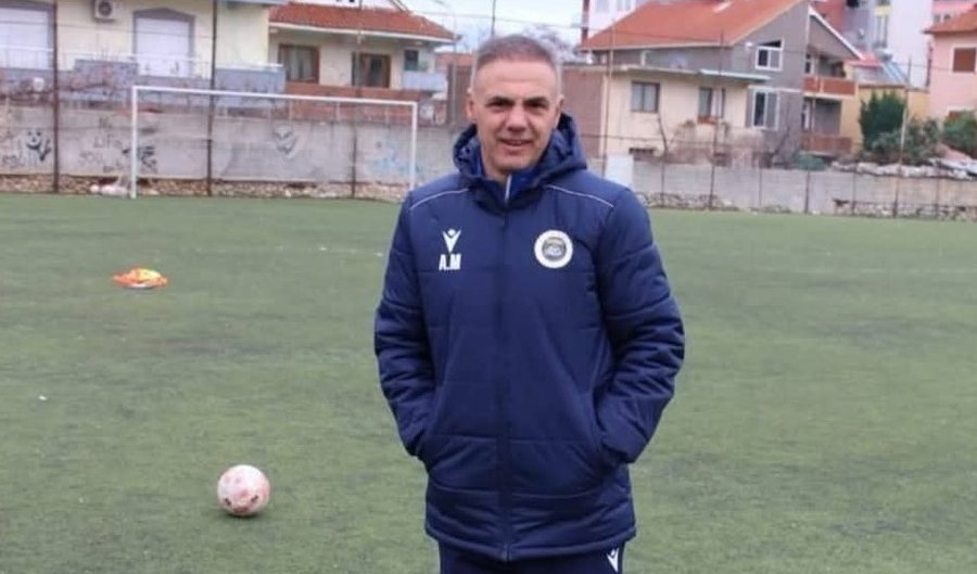 Ardian Mema jep dorëheqjen nga stoli i Pogradecit