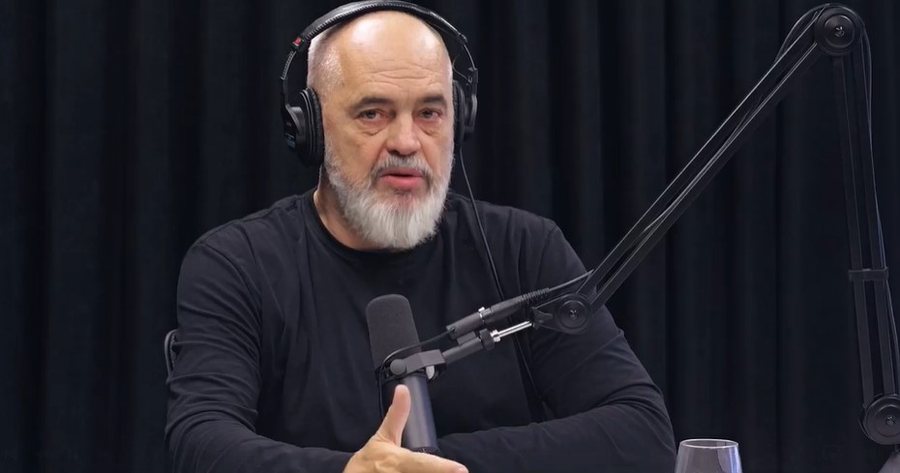 Edi Rama rinis “Flasim”: Diella ka bërë shumë
