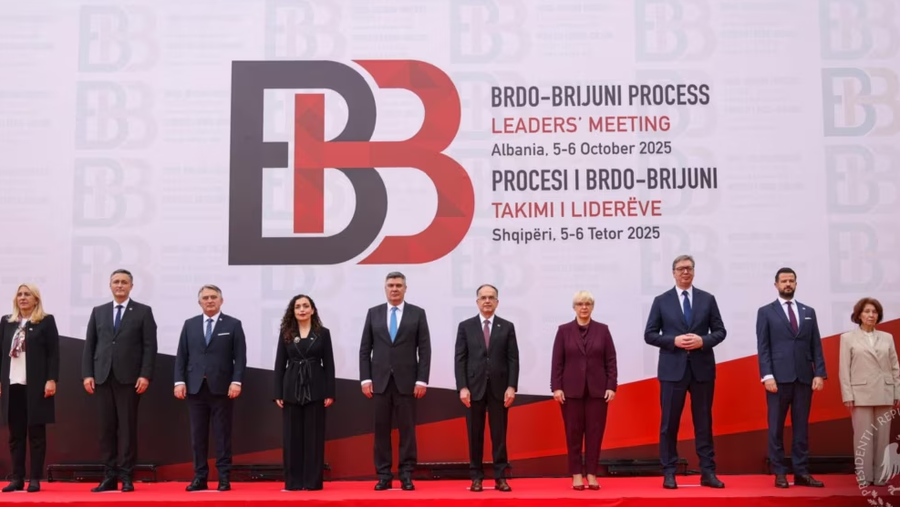 Presidentja Osmani akuzon Vuçiç: Tentove të prishje takimin e