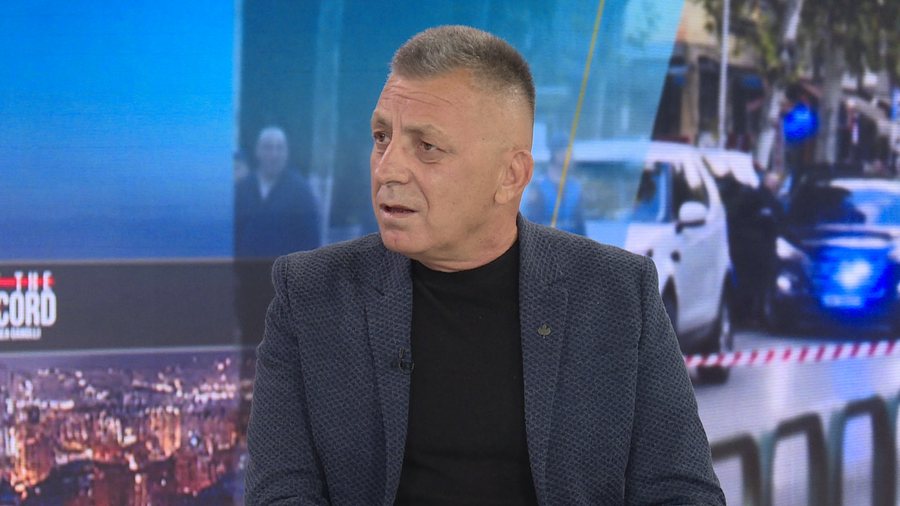 “Vrasësi ishte me flamur të kuq”, gazetari: Kishte