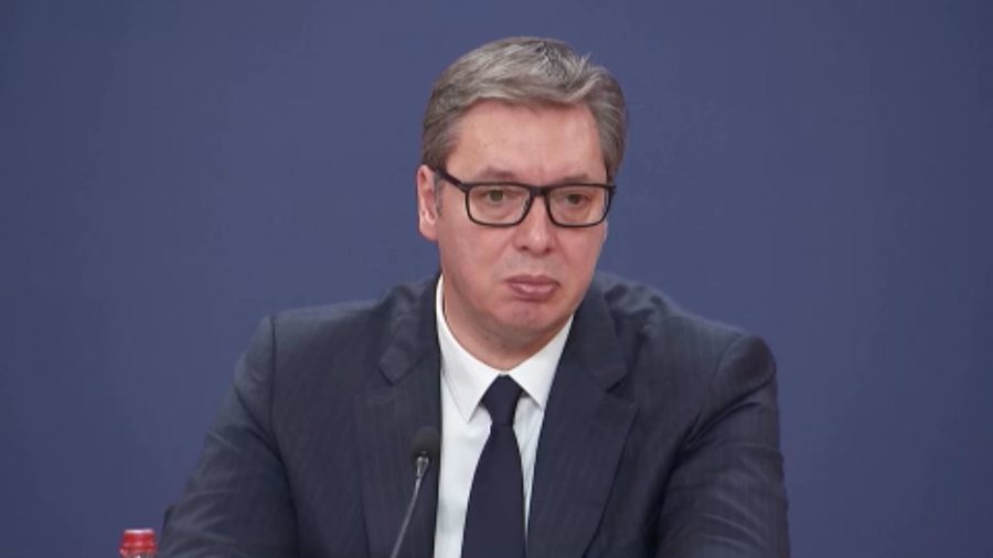 Vuçiç uron Listën Serbe për fitoren në Kosovë