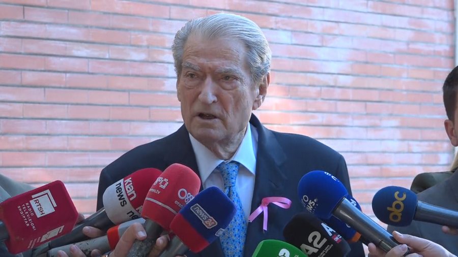 Gjykata pezulloi zgjedhjet në Tiranë, Berisha: Përshëndes