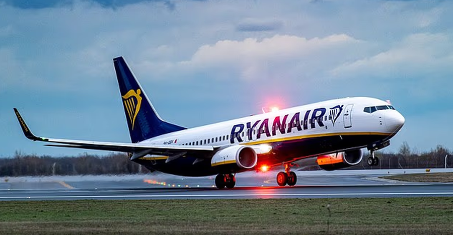 6 minuta larg tragjedisë, avionit i mbaron karburanti në ajër