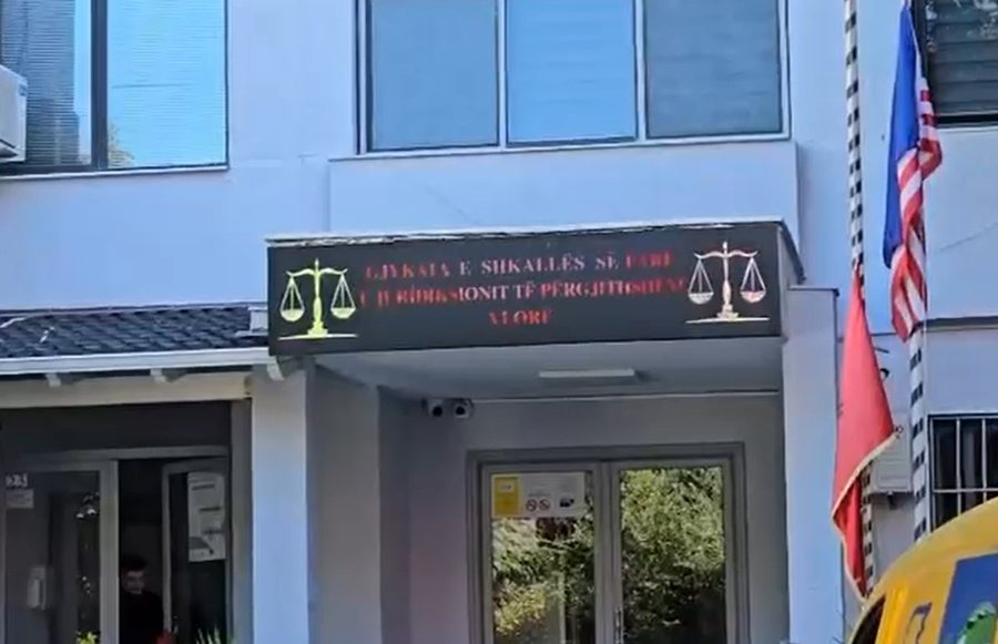 Konflikt në Gjykatën e Vlorës, avokati i Monika Kryemadhit