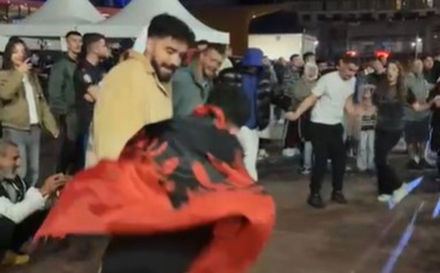 Nis ndeshja e Kombëtares me Serbinë, tifozët kuqezi