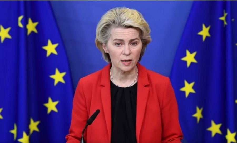Von der Leyen në Prishtinë, pritet nga Vjosa Osmani