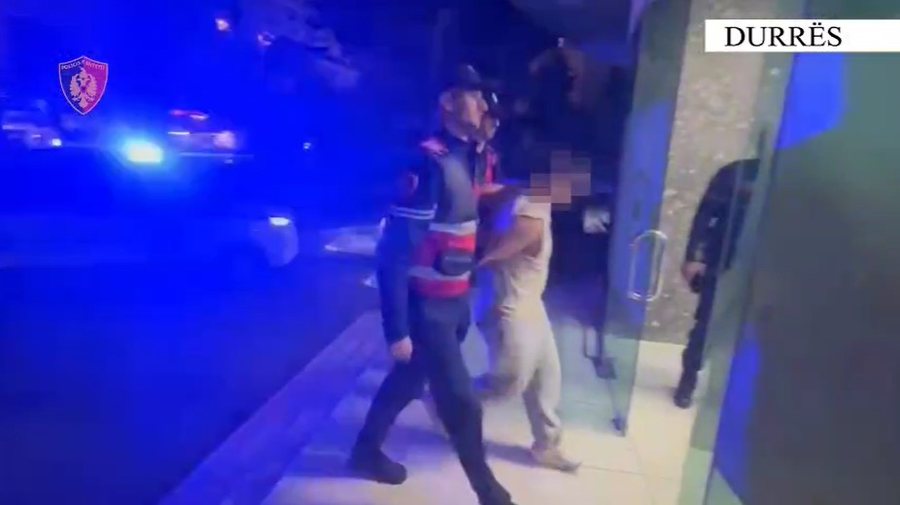 Mashtronte vajza dhe i shfrytëzonte për prostitucion në
