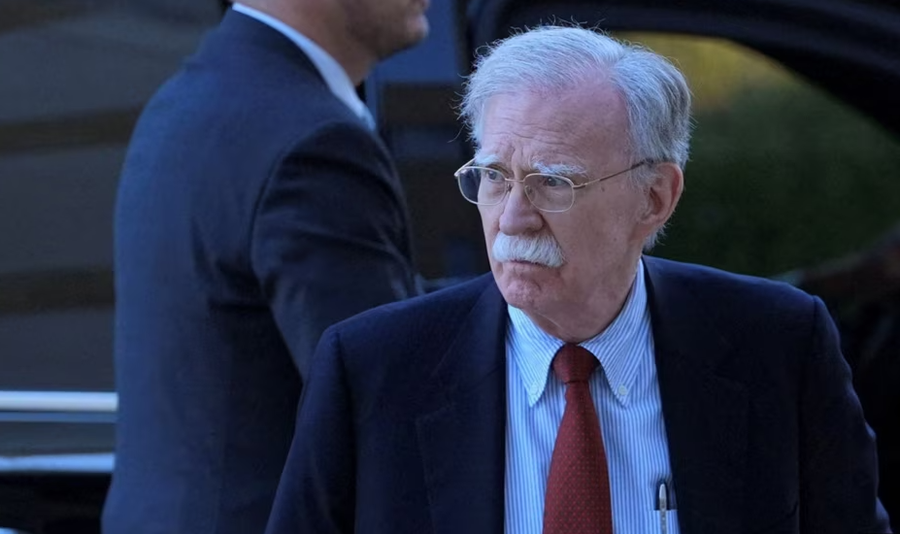 Ish-këshilltari i Trumpit, John Bolton dorëzohet pas aktakuzës