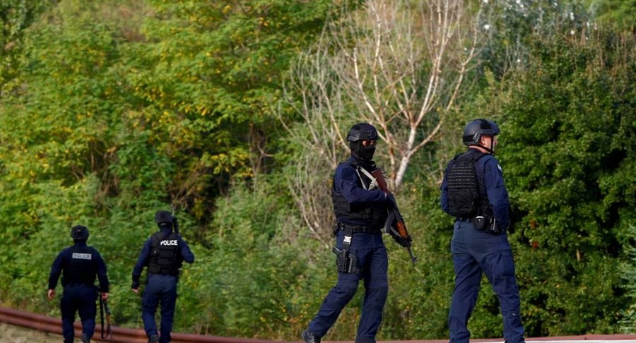 Operacion policor në Zveçan dhe Zubin Potok