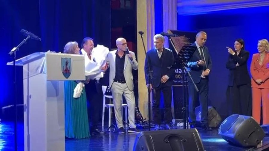 Mira Murati dhe Josif Gjipali nderohen me titullin "Qytetar Nderi i