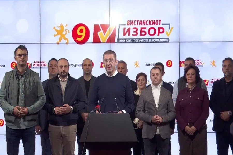 Mickoski nga VMRO-DPMNE shpall fitoren në më shumë se 30 komuna