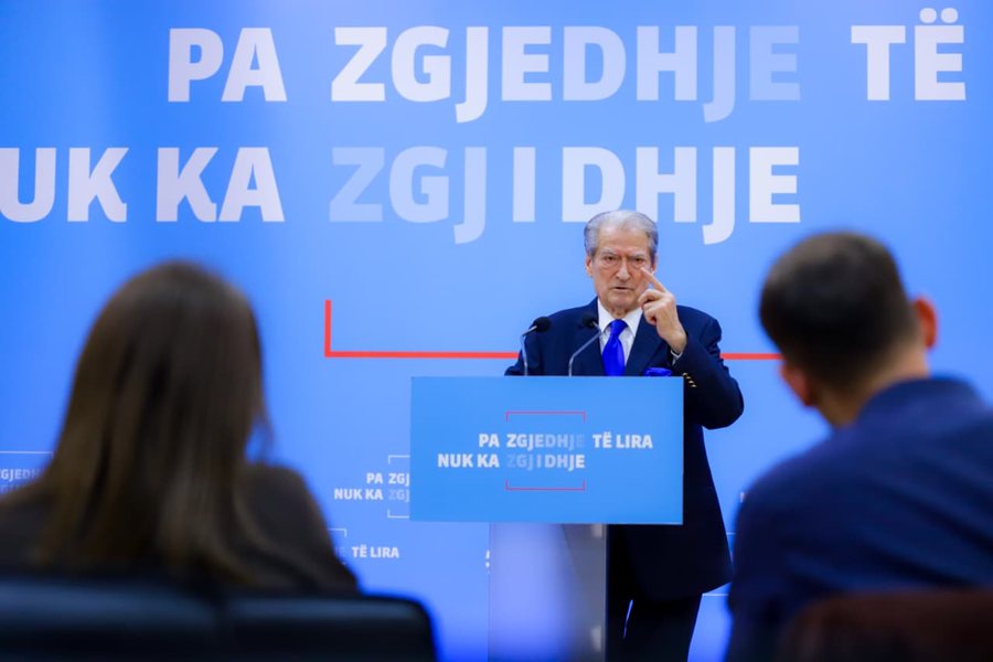Paketa e maleve, Berisha: Rama po mbjell farën e armiqësive dhe