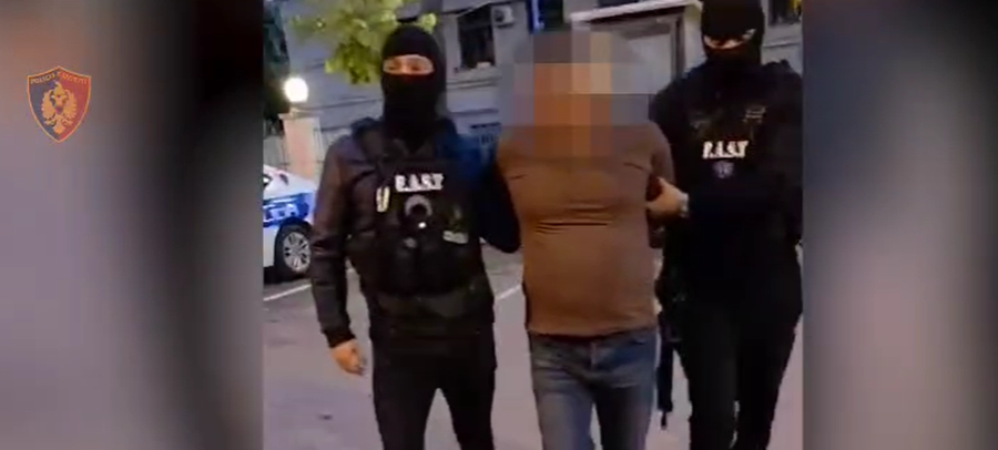Kapet në Tiranë shqiptari i akuzuar për kultivim kanabisi në