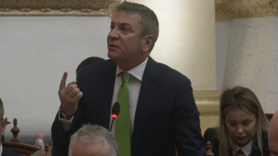 Reforma Territoriale dhe Zgjedhore, Gjiknuri sqaron partitë pa të