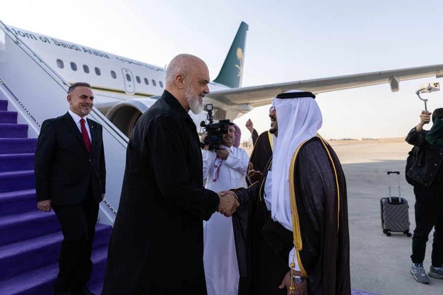 Rama mbërrin në Riad të Arabisë Saudite, do të