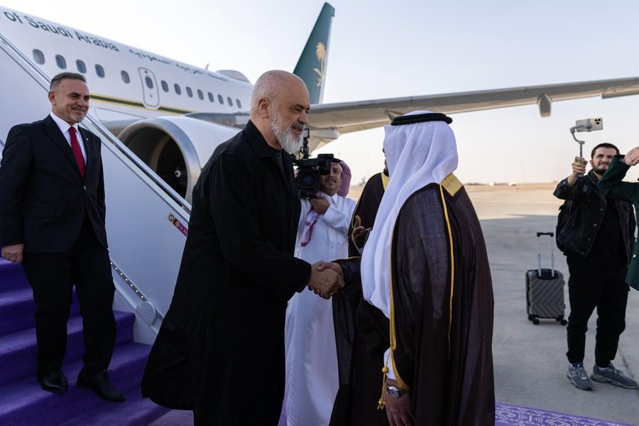 Rama mbërrin në Riad të Arabisë Saudite, do të
