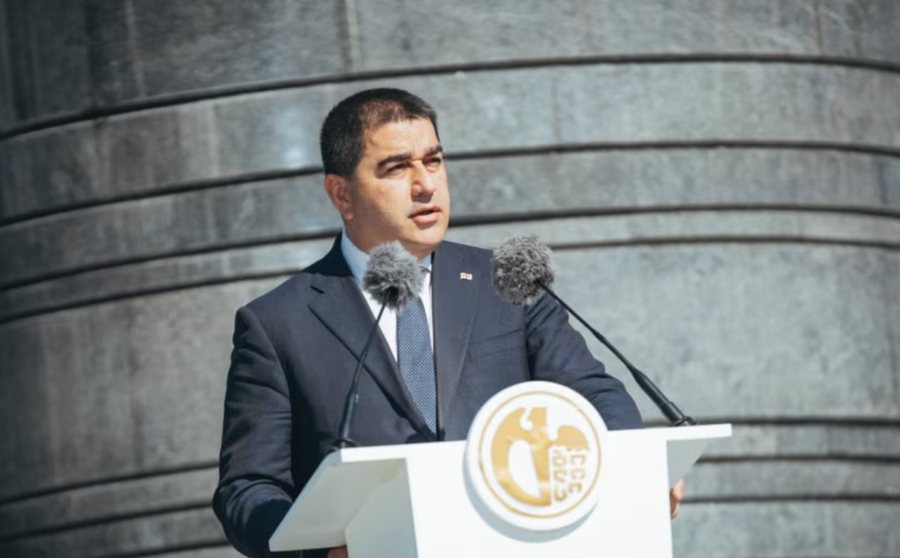 Ëndrra Gjeorgjiane kërkon ndalimin e tri partive më të