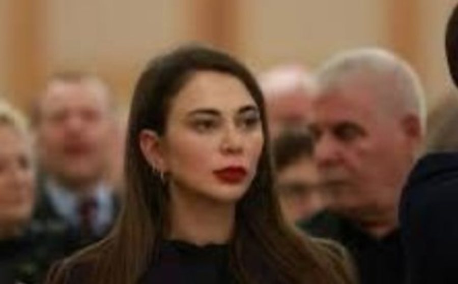 Brunilda Mersini në garë për Bashkinë Vlorë, KQZ i jep