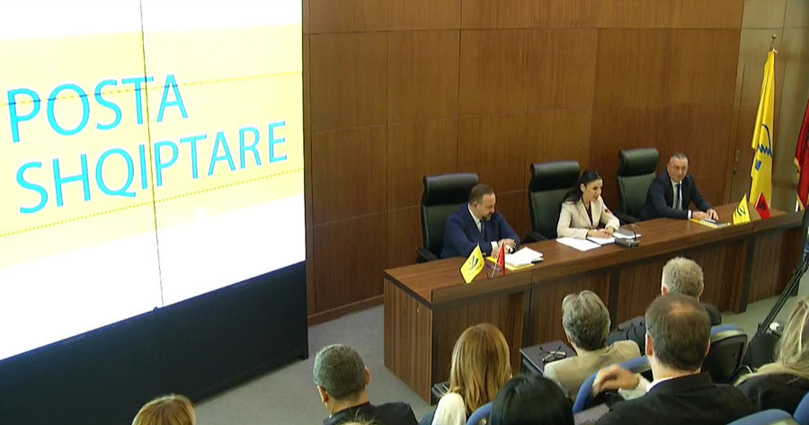 "Drejtimi i postës shkon në duart e një profesionisti