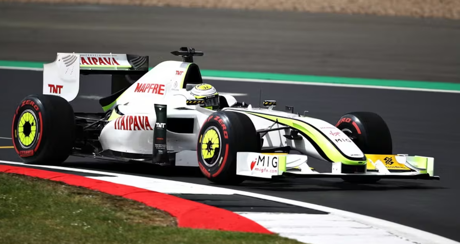 Tërhiqet nga garat kampioni i Formulës 1