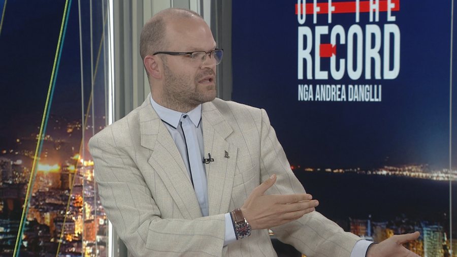 Kalaja thirrje publike Veliajt: Të pres në gjyq, nëse nuk vjen do