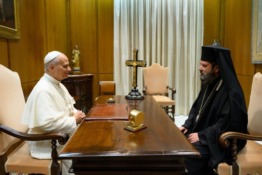 Kryepeshkopi Imzot Joani takohet me Papa Leo XIV, zbardhen temat e diskutimit