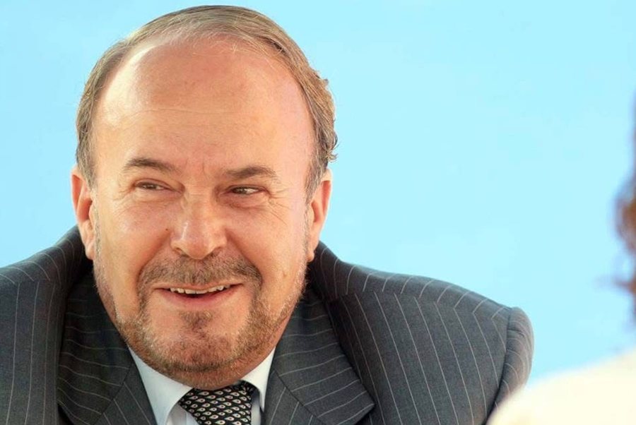 “E udhëhoqi vendin nëpër kohë sfiduese”,