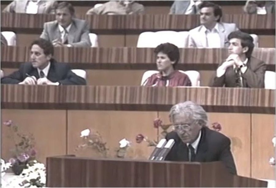 DOSSIER: Kur hidheshin themelet e PS dhe përplasja e Fatos Nanos me