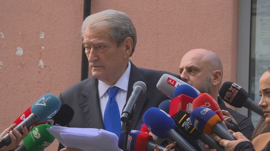 Berisha lexon mesazhin që i la Dumanit në SPAK