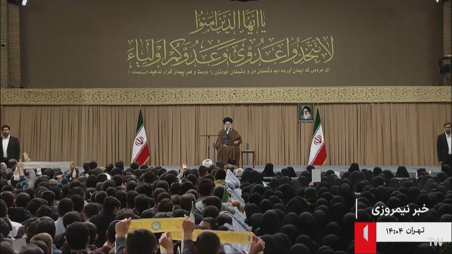 "I jep ndihmë regjimit sionist", Khamenei: Bashkëpunimi me